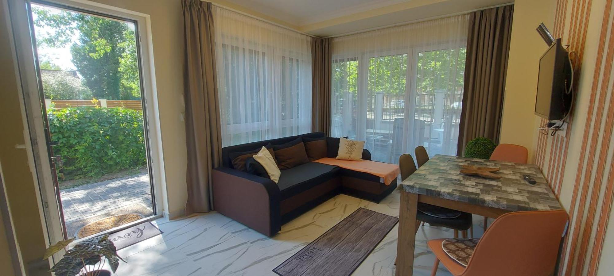 Balatoni Aranyparti Apartmanok Siofok Exterior photo